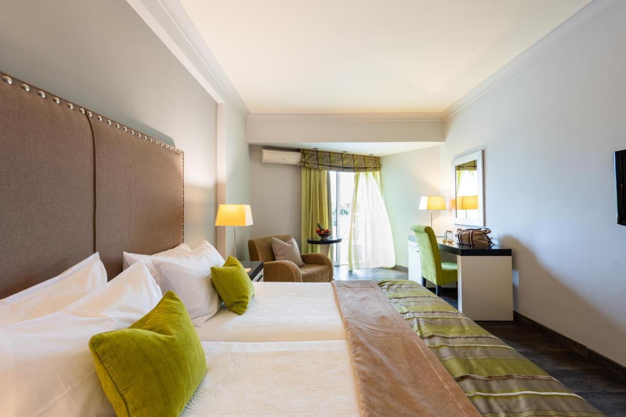Porto Rio Hotel พาทรา ภายนอก รูปภาพ