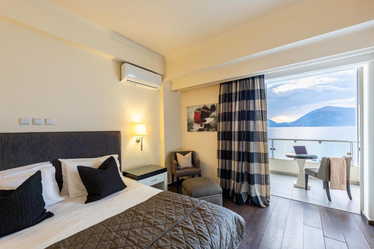 Porto Rio Hotel พาทรา ภายนอก รูปภาพ
