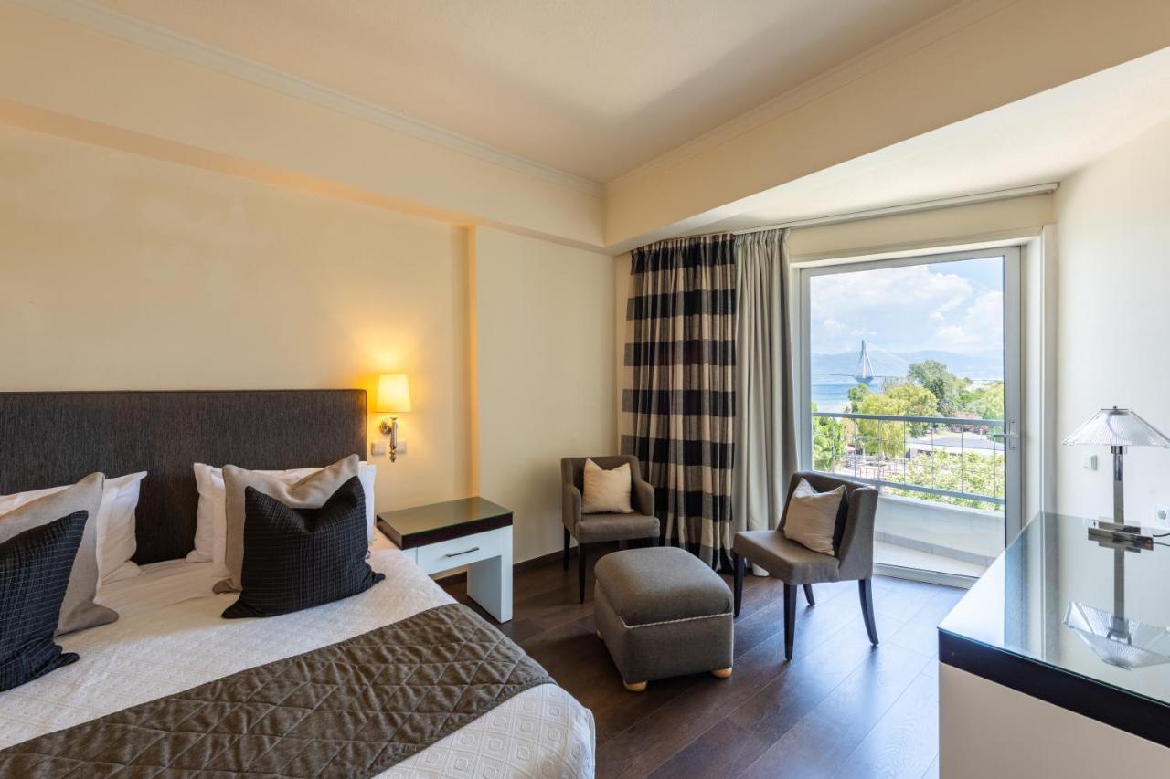 Porto Rio Hotel พาทรา ภายนอก รูปภาพ