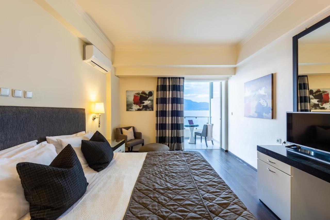 Porto Rio Hotel พาทรา ภายนอก รูปภาพ