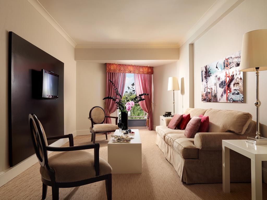 Porto Rio Hotel พาทรา ภายนอก รูปภาพ